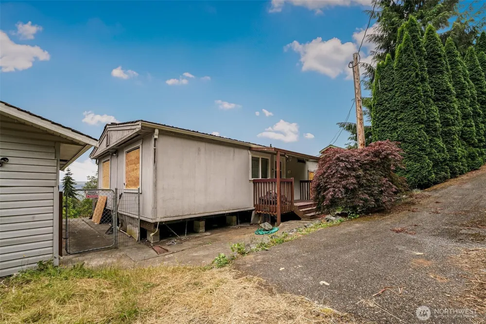 675 Vesper Way Camano Island, WA 98282