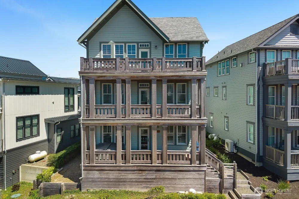 32 Ocean Tide Lane Pacific Beach, WA 98571