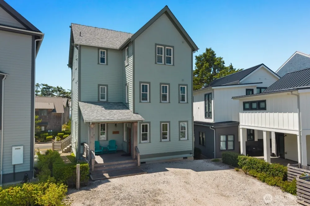 32 Ocean Tide Lane Pacific Beach, WA 98571