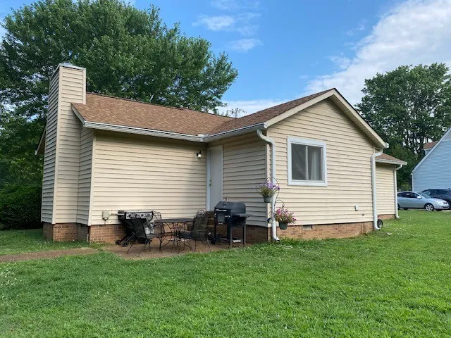 2075 Stonebrook Dr Murfreesboro, TN 37128