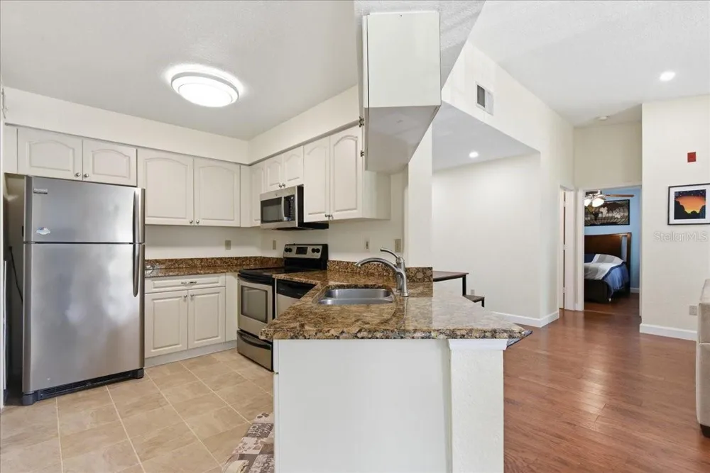 2550 ALAFAYA TRAIL #11206 Orlando, FL 32826