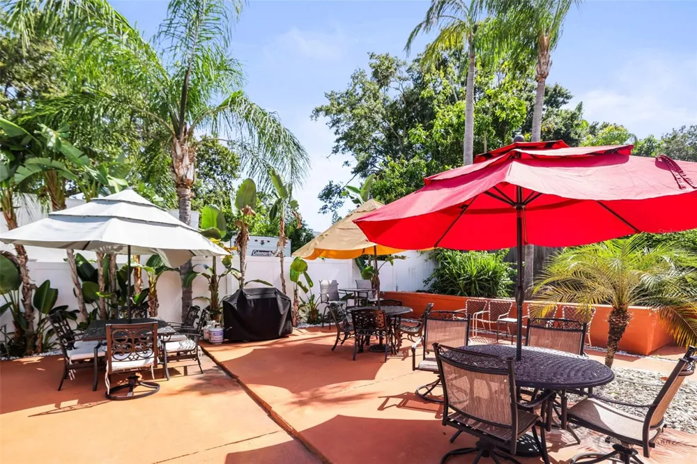 1981 CASTILLE DRIVE Dunedin, FL 34698