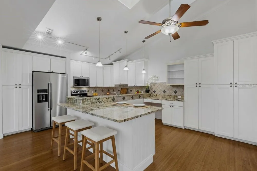 1154 WATERFALL LANE #n/a Lakeland, FL 33803