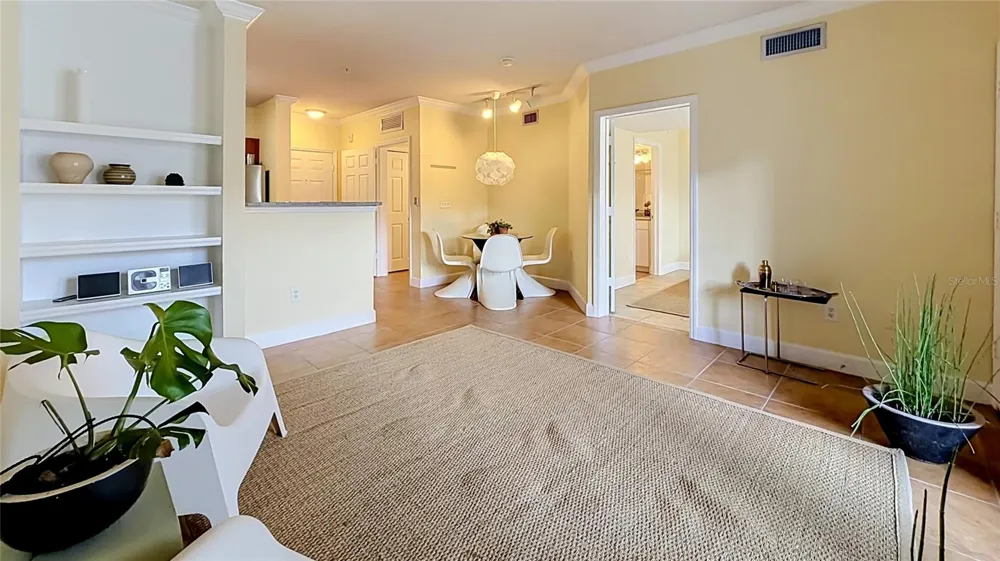 202 E SOUTH STREET #4040 Orlando, FL 32801