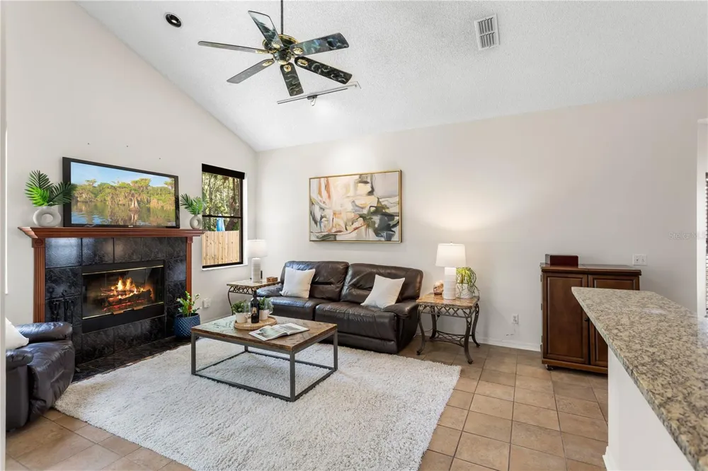 3920 RUNNING WATER DRIVE Orlando, FL 32829