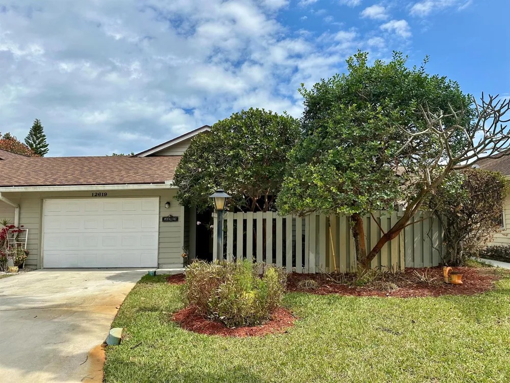 12619 SE CASCADES COURT Hobe Sound, FL 33455