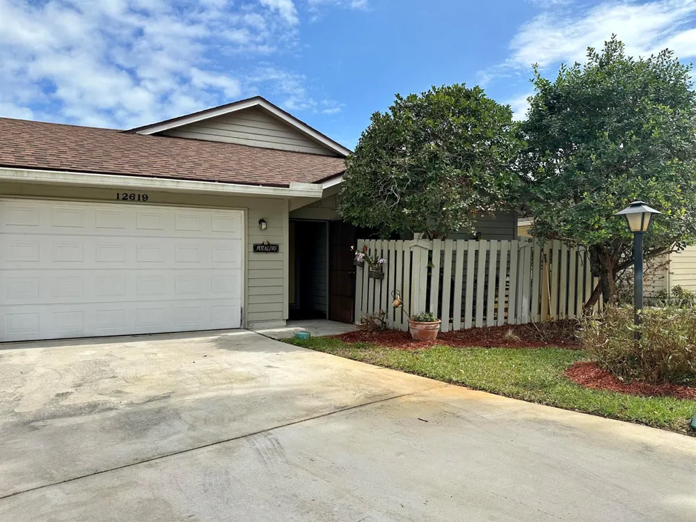 12619 SE CASCADES COURT Hobe Sound, FL 33455