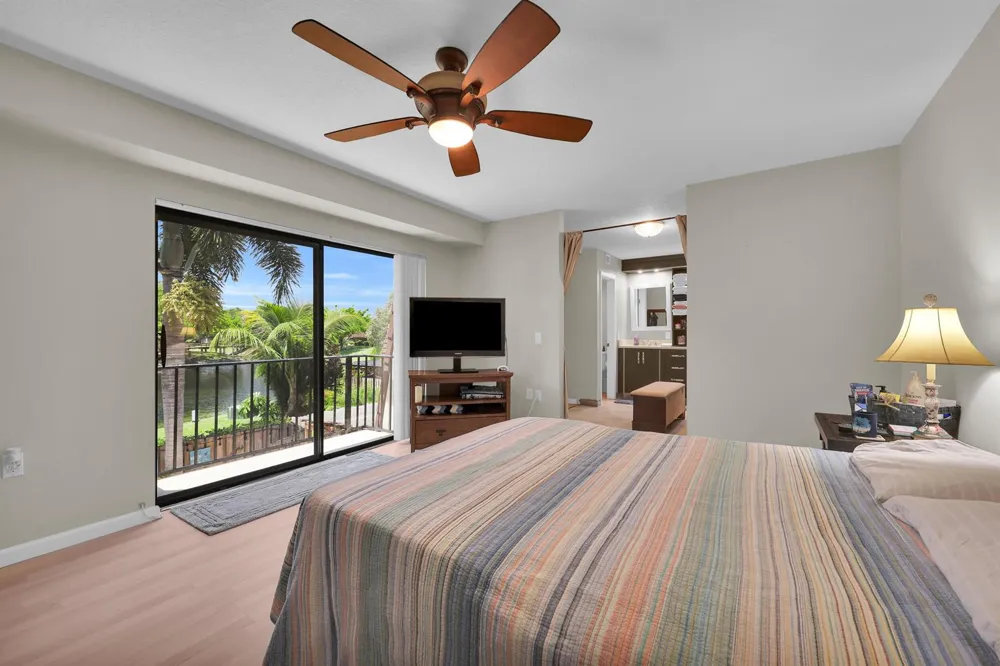 1119 11th Lane Palm Beach Gardens, FL 33418