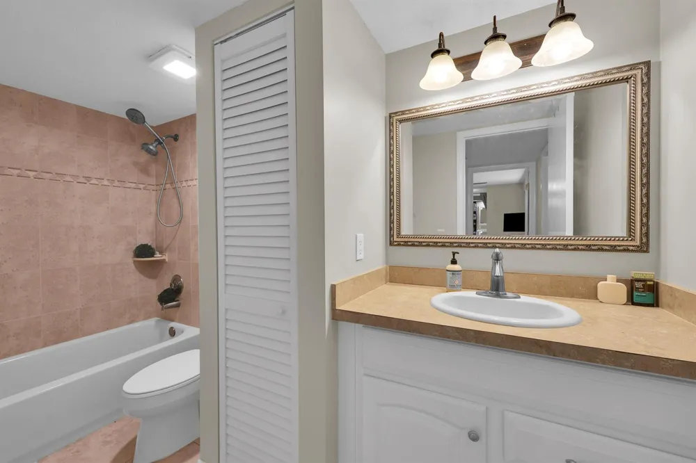 1119 11th Lane Palm Beach Gardens, FL 33418