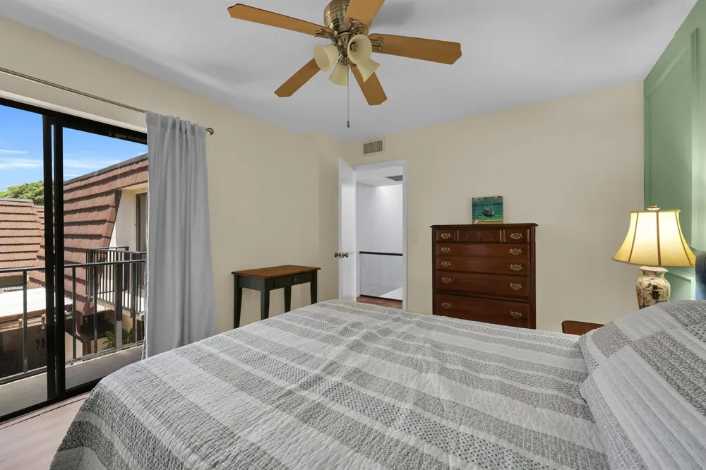 1119 11th Lane Palm Beach Gardens, FL 33418