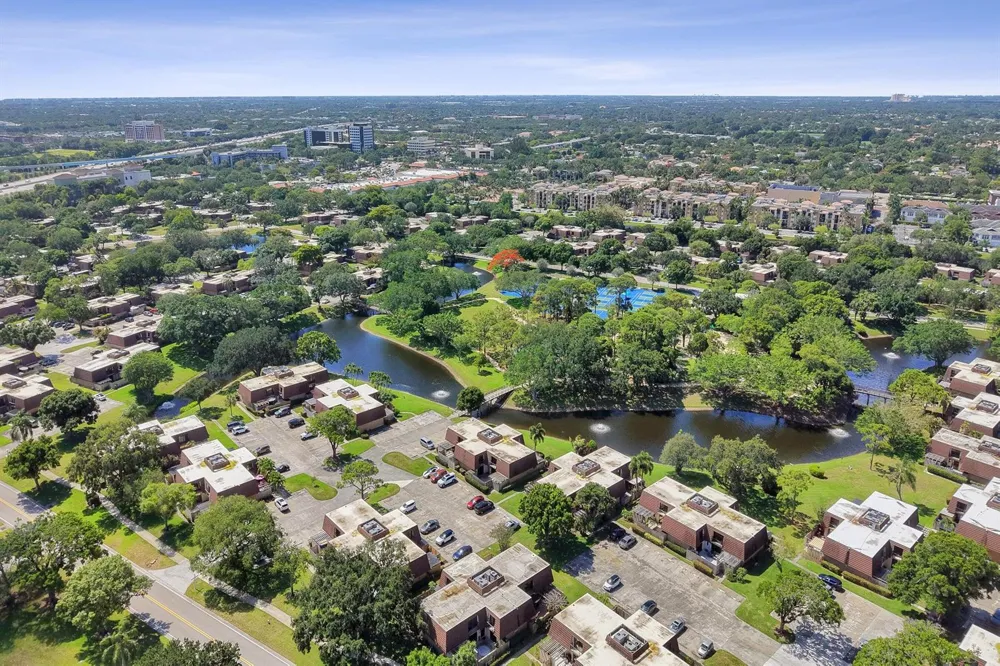 1119 11th Lane Palm Beach Gardens, FL 33418