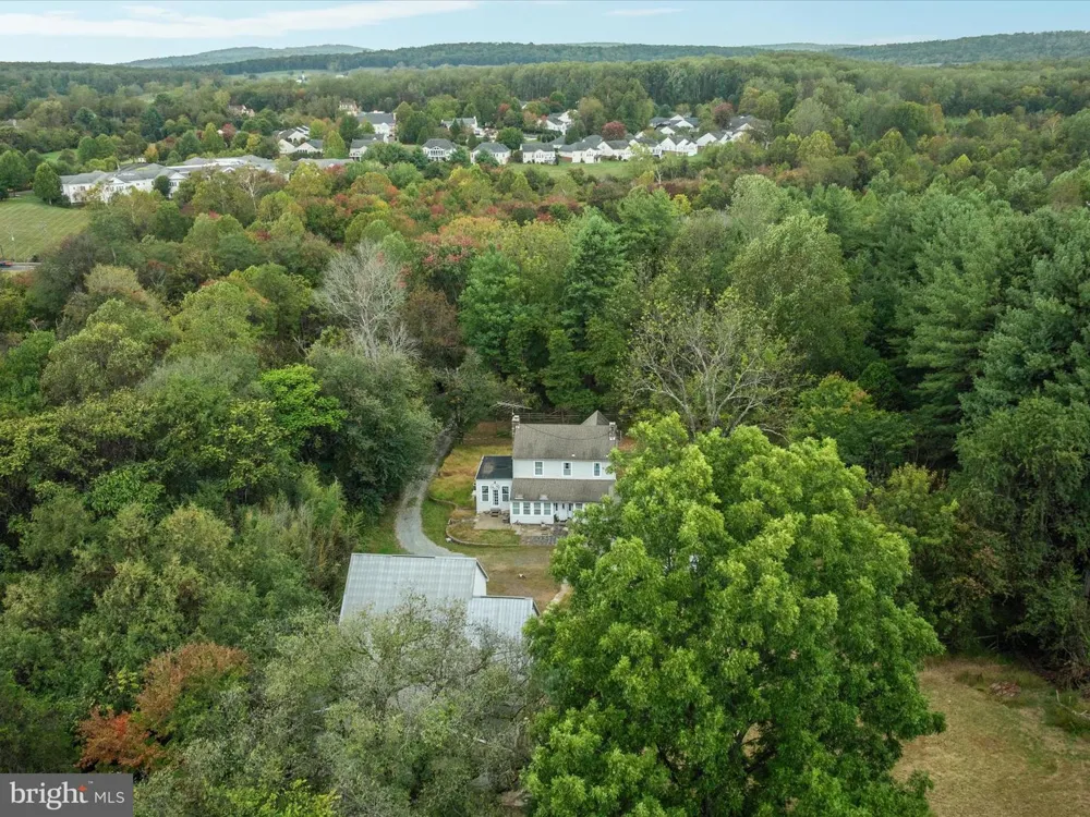 5601 LEE HIGHWAY Warrenton, VA 20187