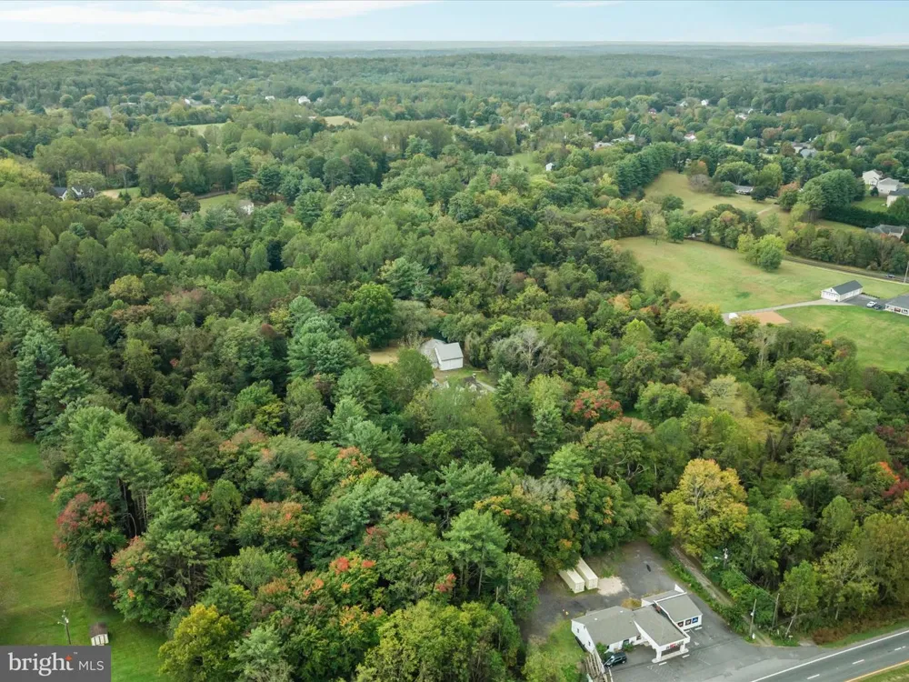 5601 LEE HIGHWAY Warrenton, VA 20187