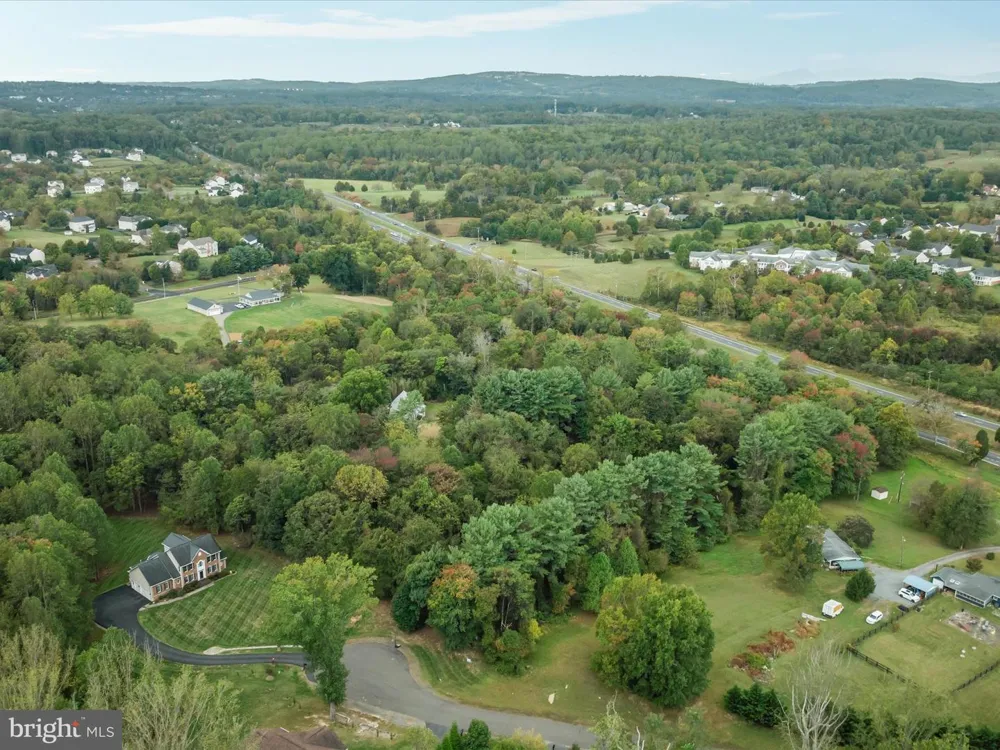 5601 LEE HIGHWAY Warrenton, VA 20187