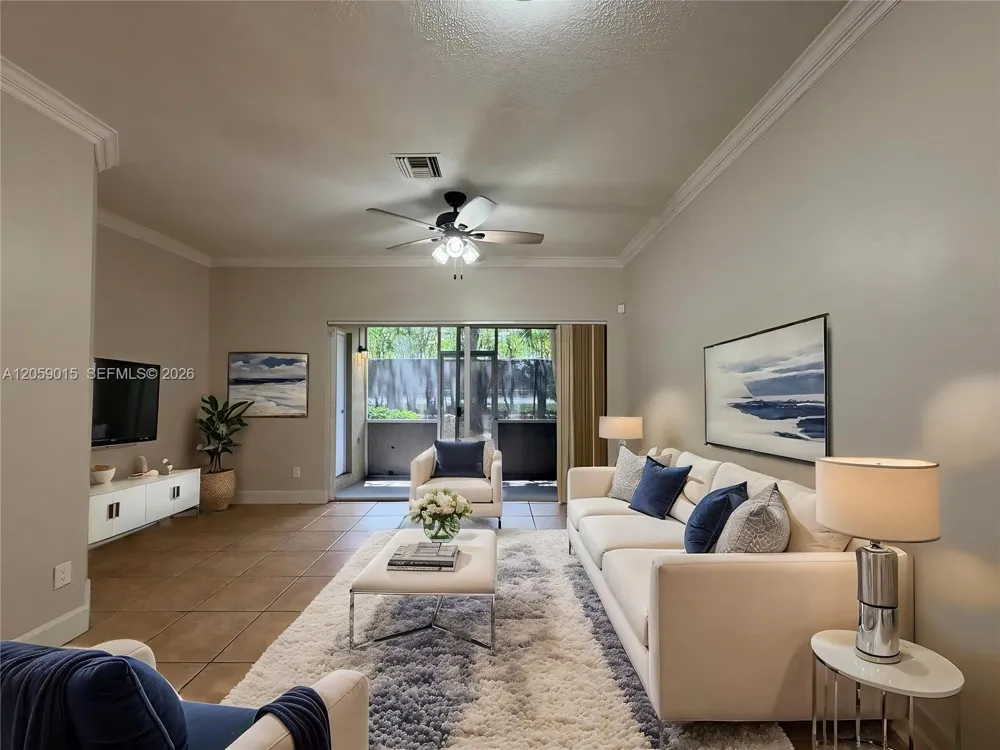 752 SW 122nd Ter Pembroke Pines, FL 33025