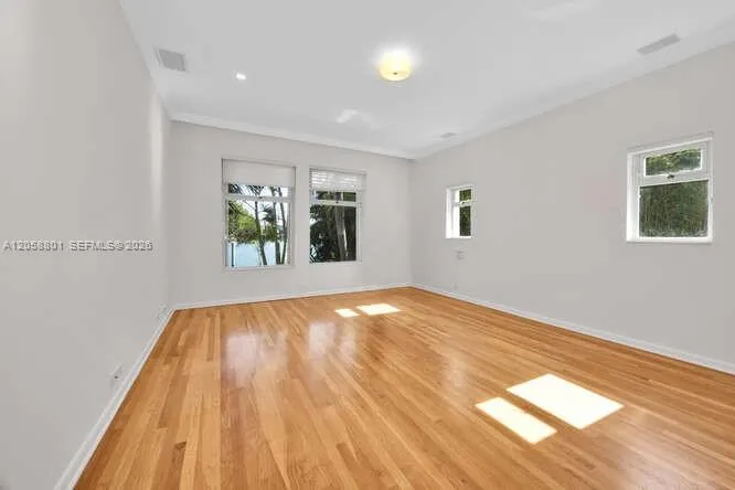 621 Mashta Drive Key Biscayne, FL 33149