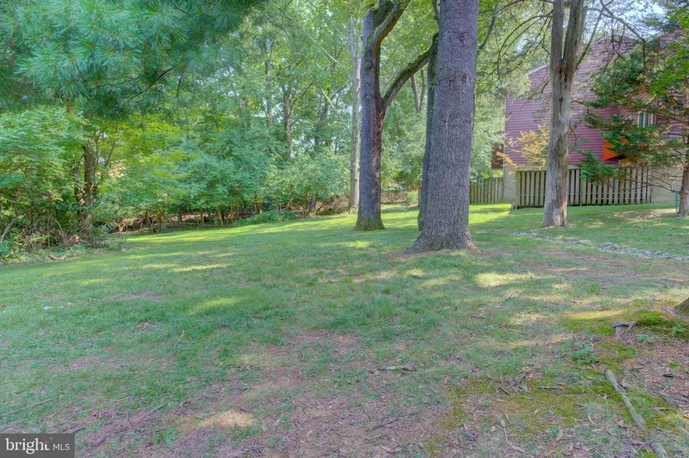 266 NEW MARK ESPLANADE Rockville, MD 20850