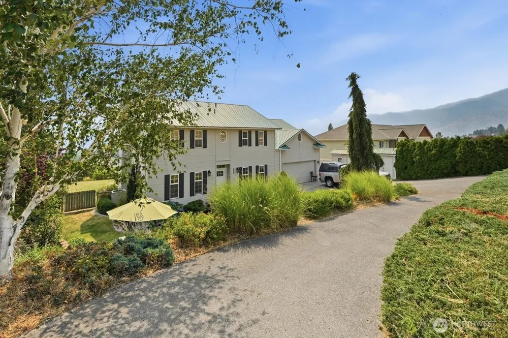 696 Green Avenue Manson, WA 98831