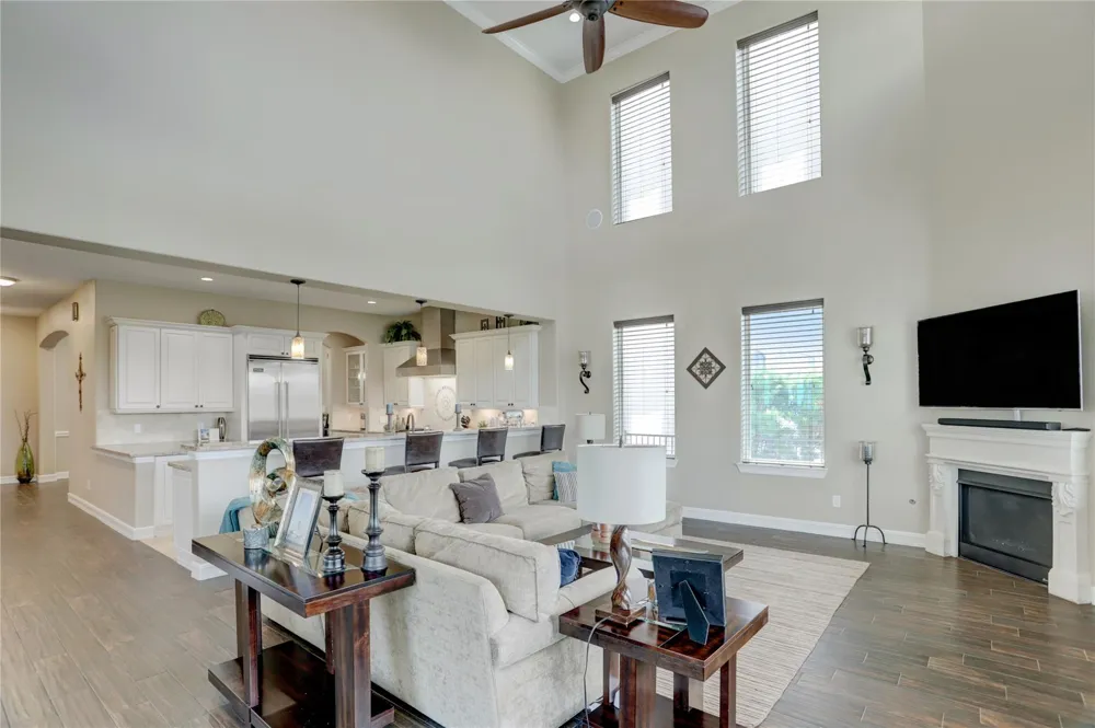 729 Pegasus Lane League City, TX 77573