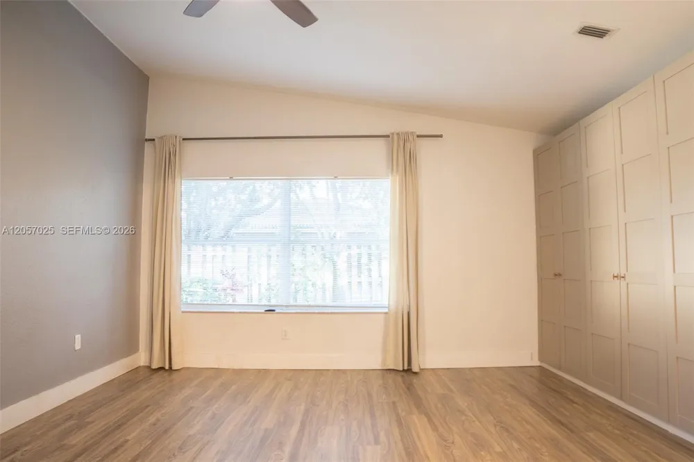 16410 Sapphire Bnd Weston, FL 33331