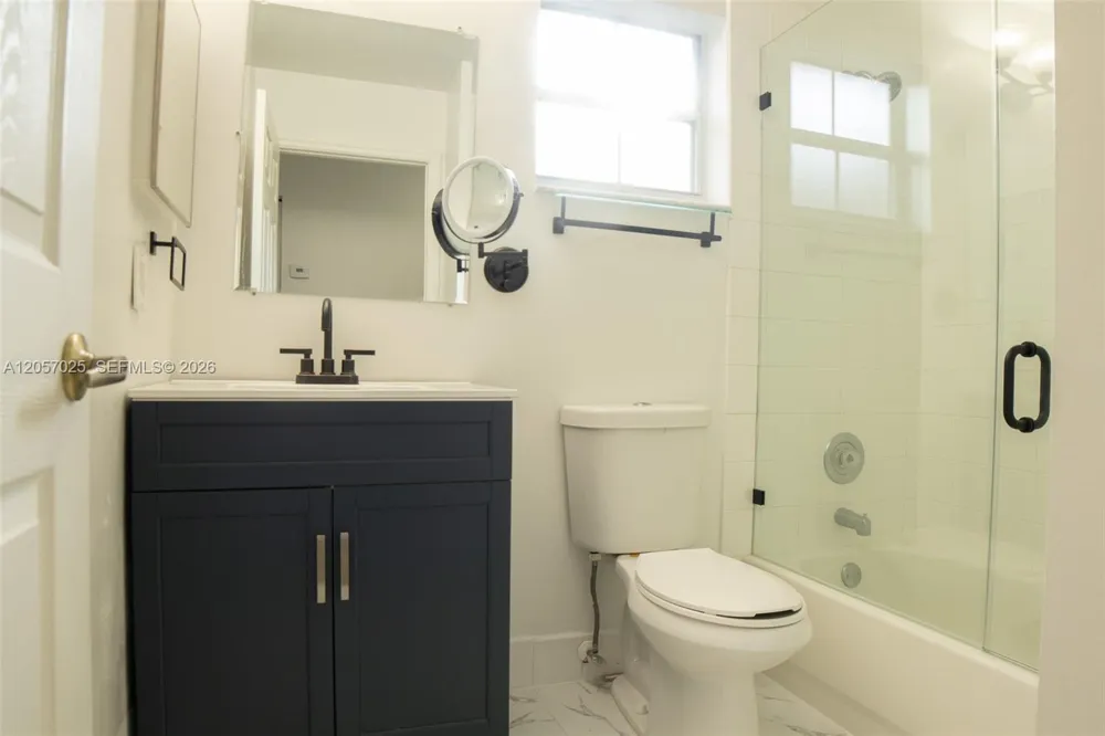 16410 Sapphire Bnd Weston, FL 33331