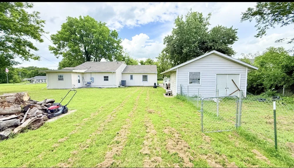 1504 E 7th Street Okmulgee, OK 74447