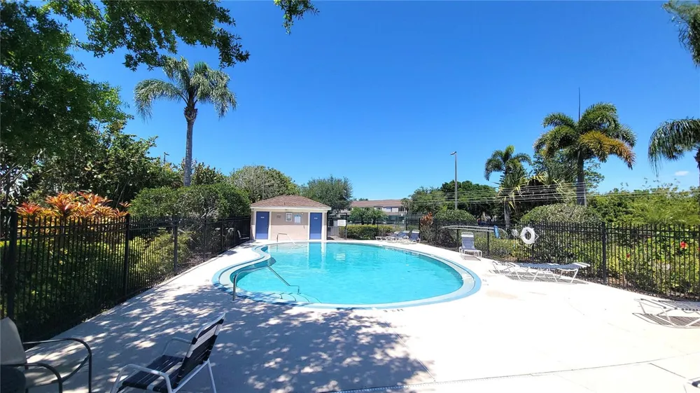 6235 BAYSIDE KEY DRIVE Tampa, FL 33615