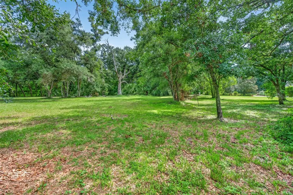 ABBEY LAKE ROAD Clearwater, FL 33759