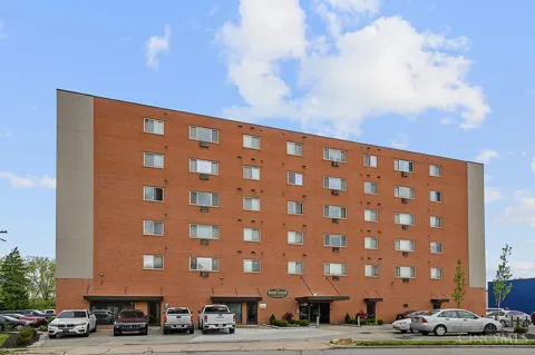 4960 Ridge Avenue #303