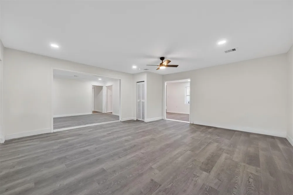 4119 Ebbtide Drive Houston, TX 77045