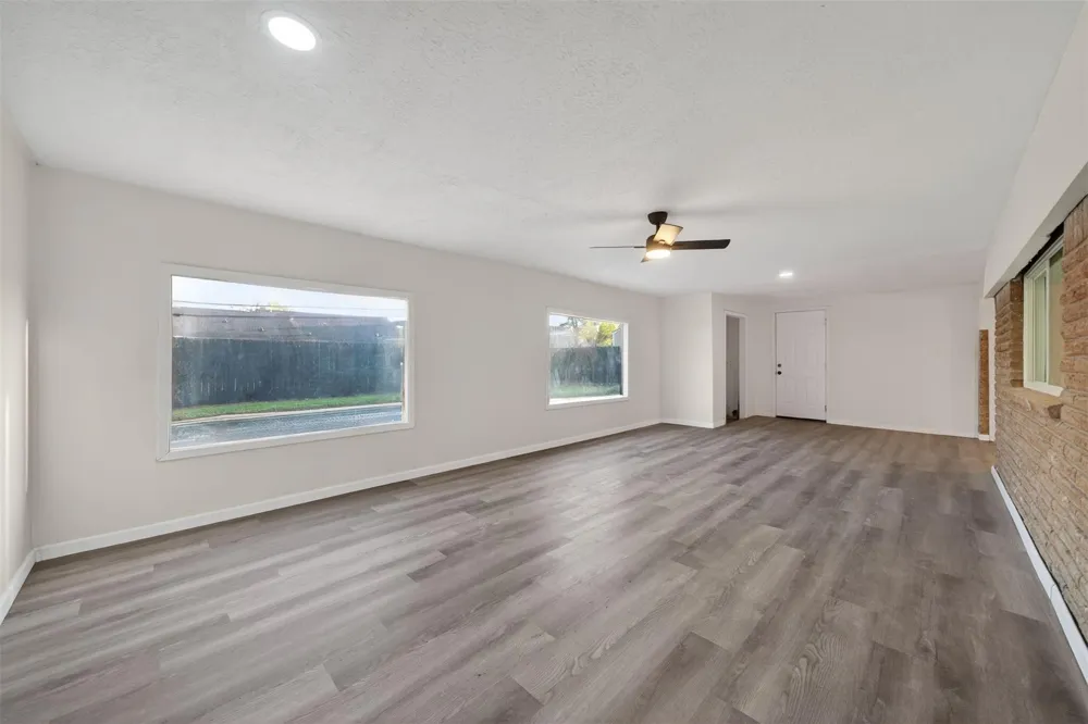 4119 Ebbtide Drive Houston, TX 77045
