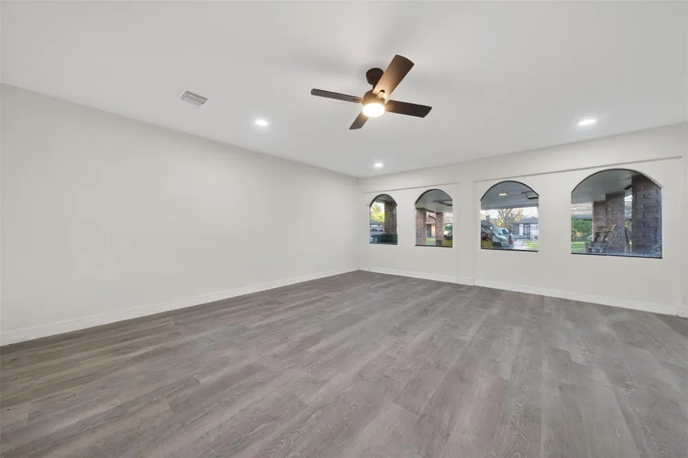 4119 Ebbtide Drive Houston, TX 77045