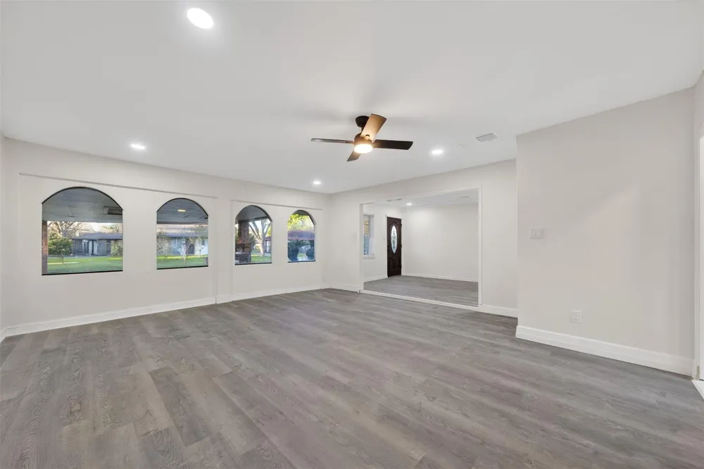 4119 Ebbtide Drive Houston, TX 77045