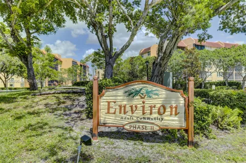 3821 Environ Blvd #406