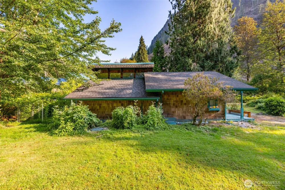 14784 Mountain View Lane Concrete, WA 98237
