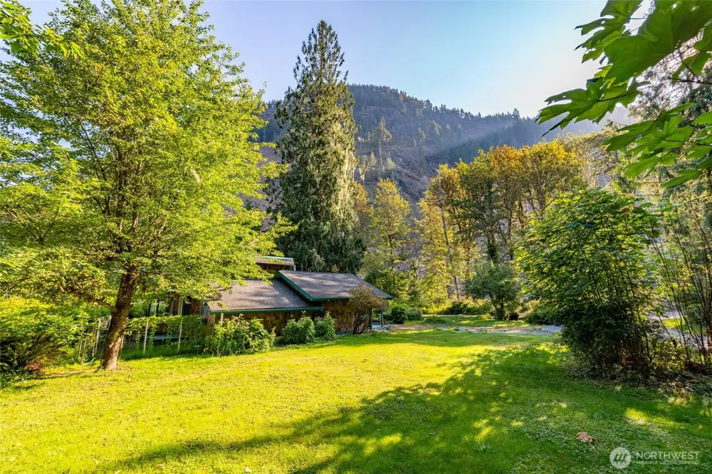 14784 Mountain View Lane Concrete, WA 98237