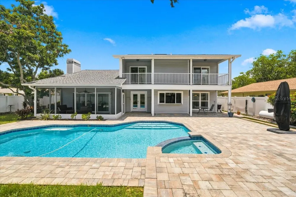 13101 BURNES LAKE DRIVE Tampa, FL 33612