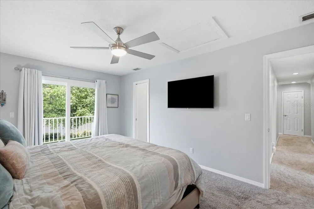 13101 BURNES LAKE DRIVE Tampa, FL 33612
