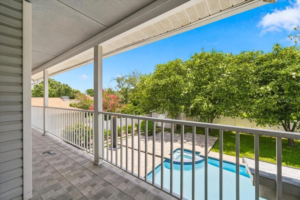 13101 BURNES LAKE DRIVE Tampa, FL 33612