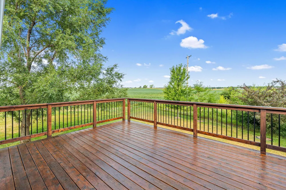914 Prestwick Drive Belle Plaine, MN 56011