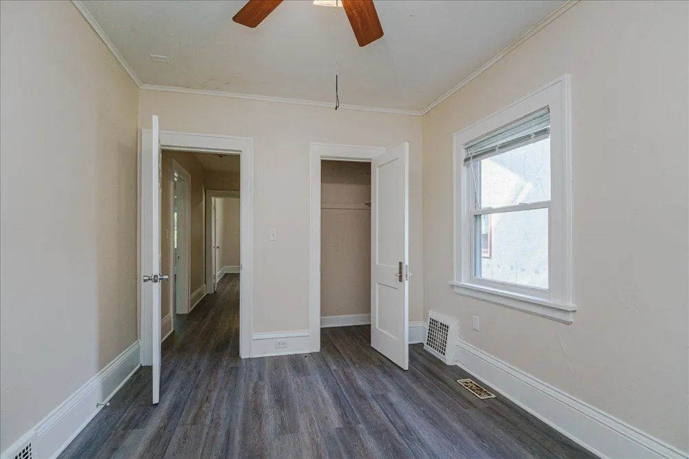1710 Newton Avenue Minneapolis, MN 55411