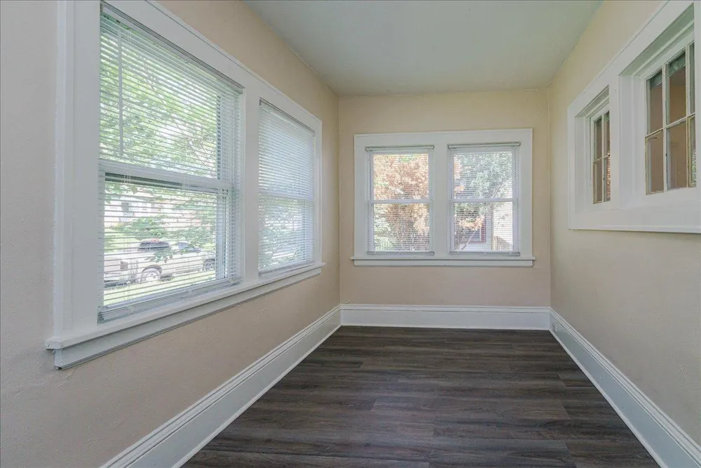 1710 Newton Avenue Minneapolis, MN 55411