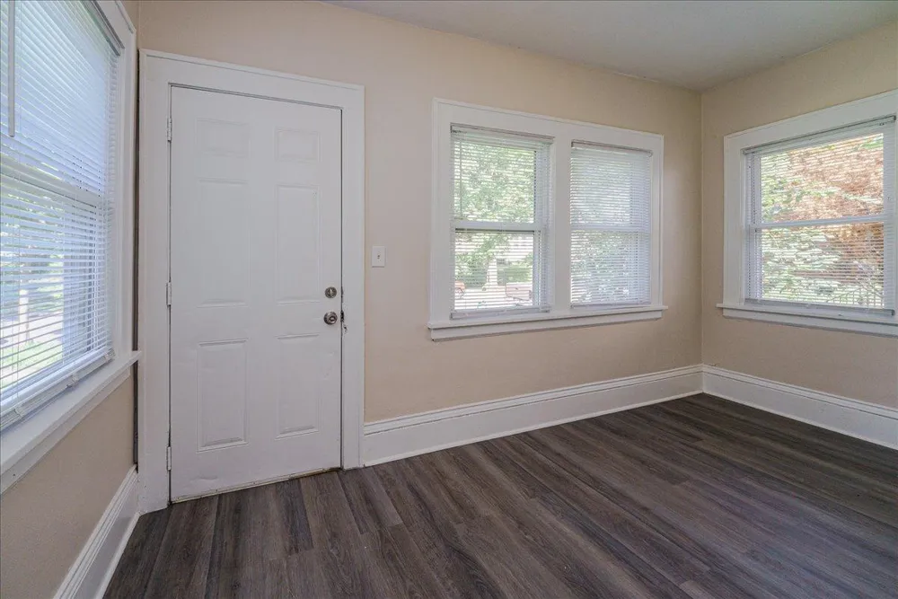 1710 Newton Avenue Minneapolis, MN 55411