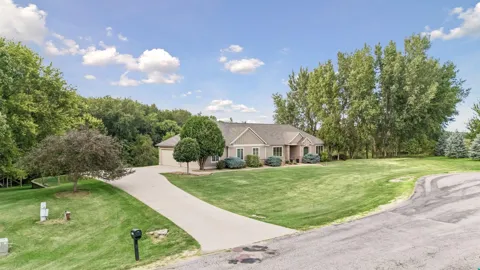 1057 Ridge Crest Lane NW