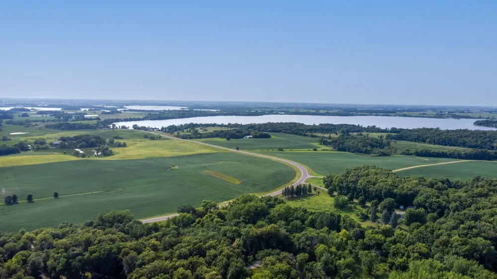 20658 Belle Lake Road Hutchinson, MN 55350