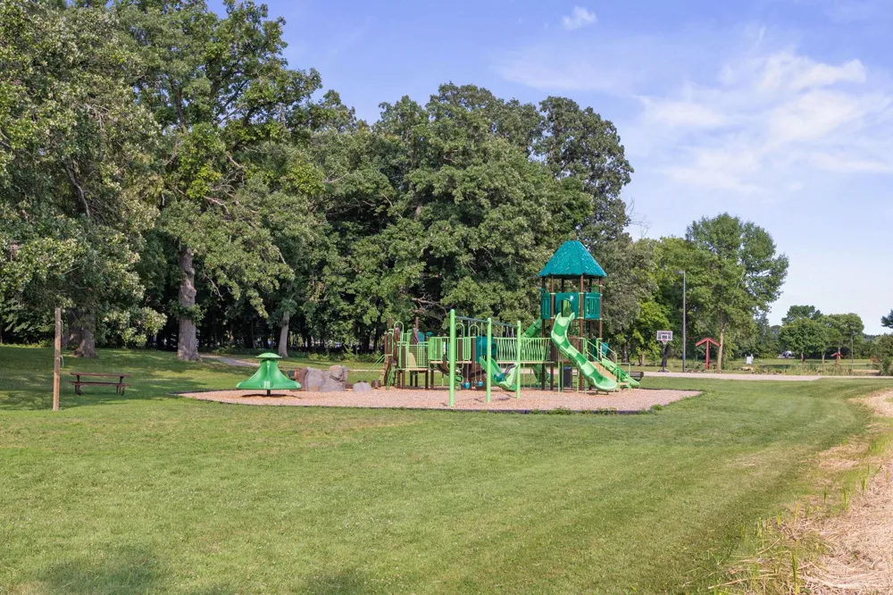 20658 Belle Lake Road Hutchinson, MN 55350