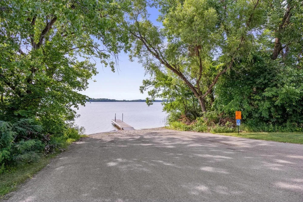 20658 Belle Lake Road Hutchinson, MN 55350