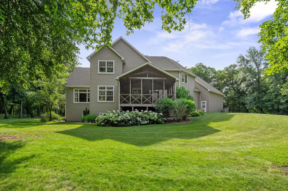 20658 Belle Lake Road Hutchinson, MN 55350