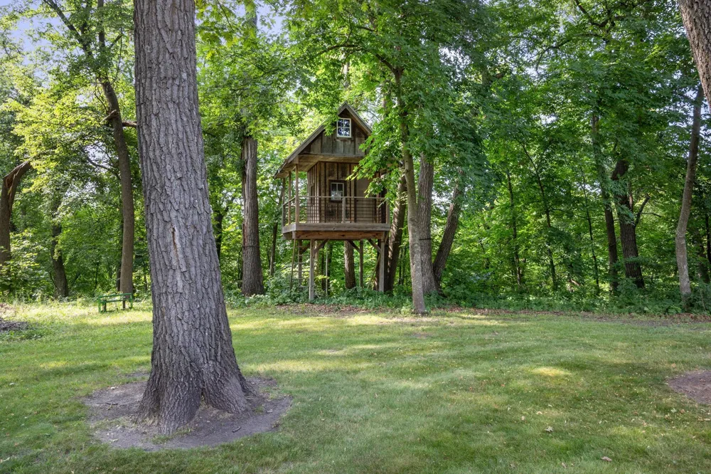 20658 Belle Lake Road Hutchinson, MN 55350
