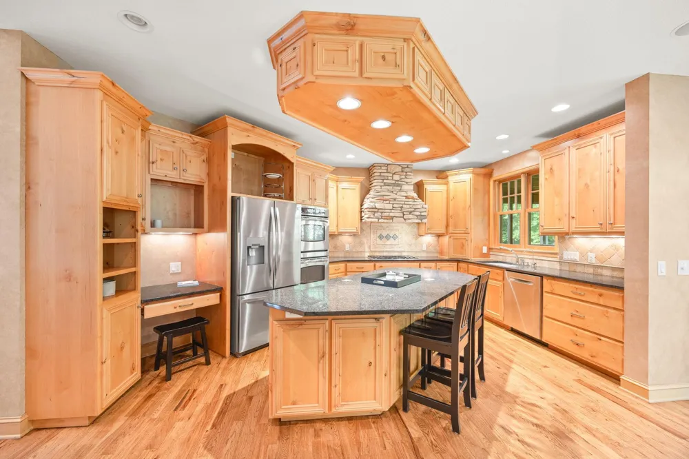 20658 Belle Lake Road Hutchinson, MN 55350